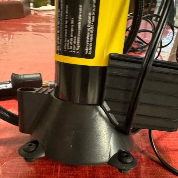 Victor QuikAire 4500 Bell Tire Inflator Gently Used in Box - Picture 9 of 13